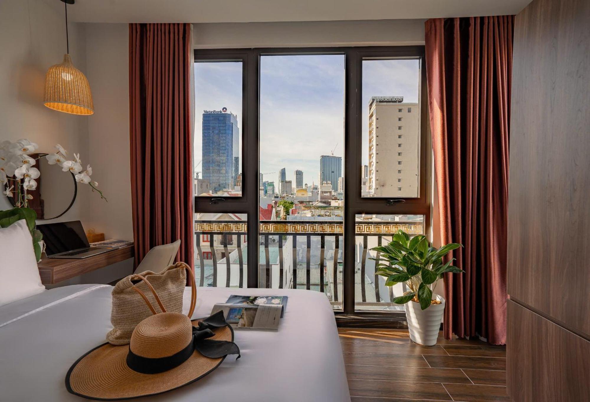 Dragon View Riverfront Hotel Дананг Екстериор снимка